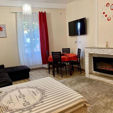 Apartament Splendide Studio Au Coeur Historique De Fréjus Zewnętrze zdjęcie