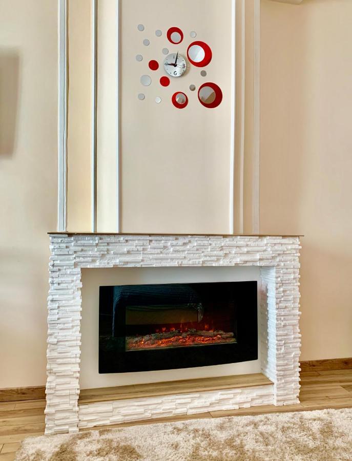 Apartament Splendide Studio Au Coeur Historique De Fréjus Zewnętrze zdjęcie